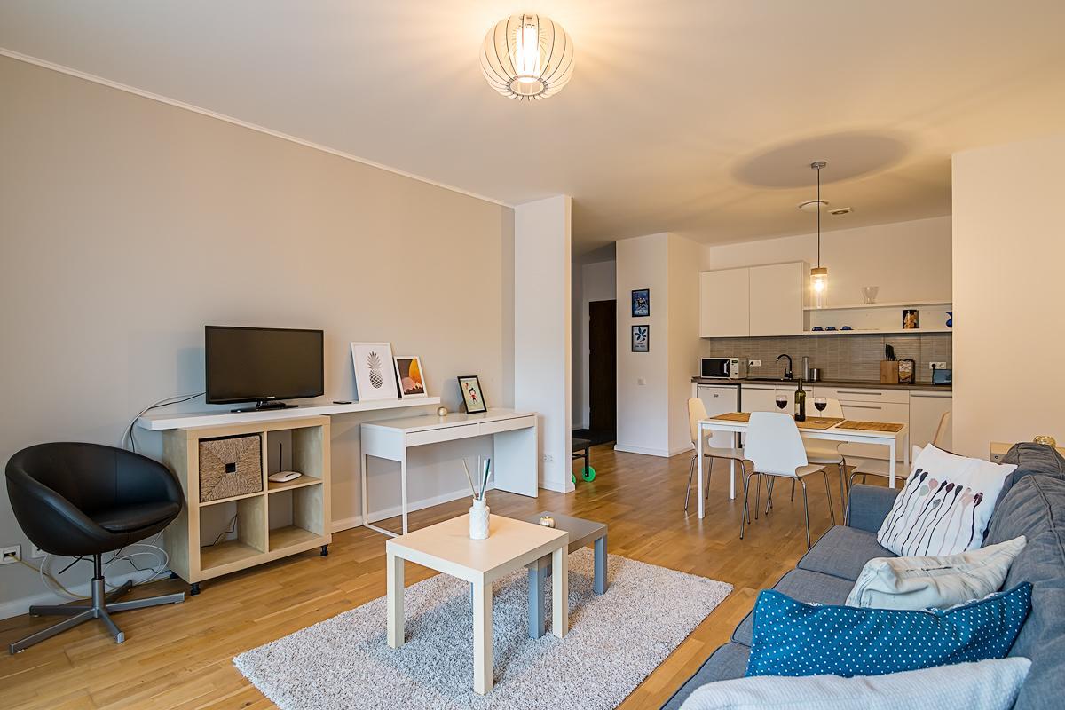 Tampa Gardens - Mountain View Apartment Brasov Luaran gambar